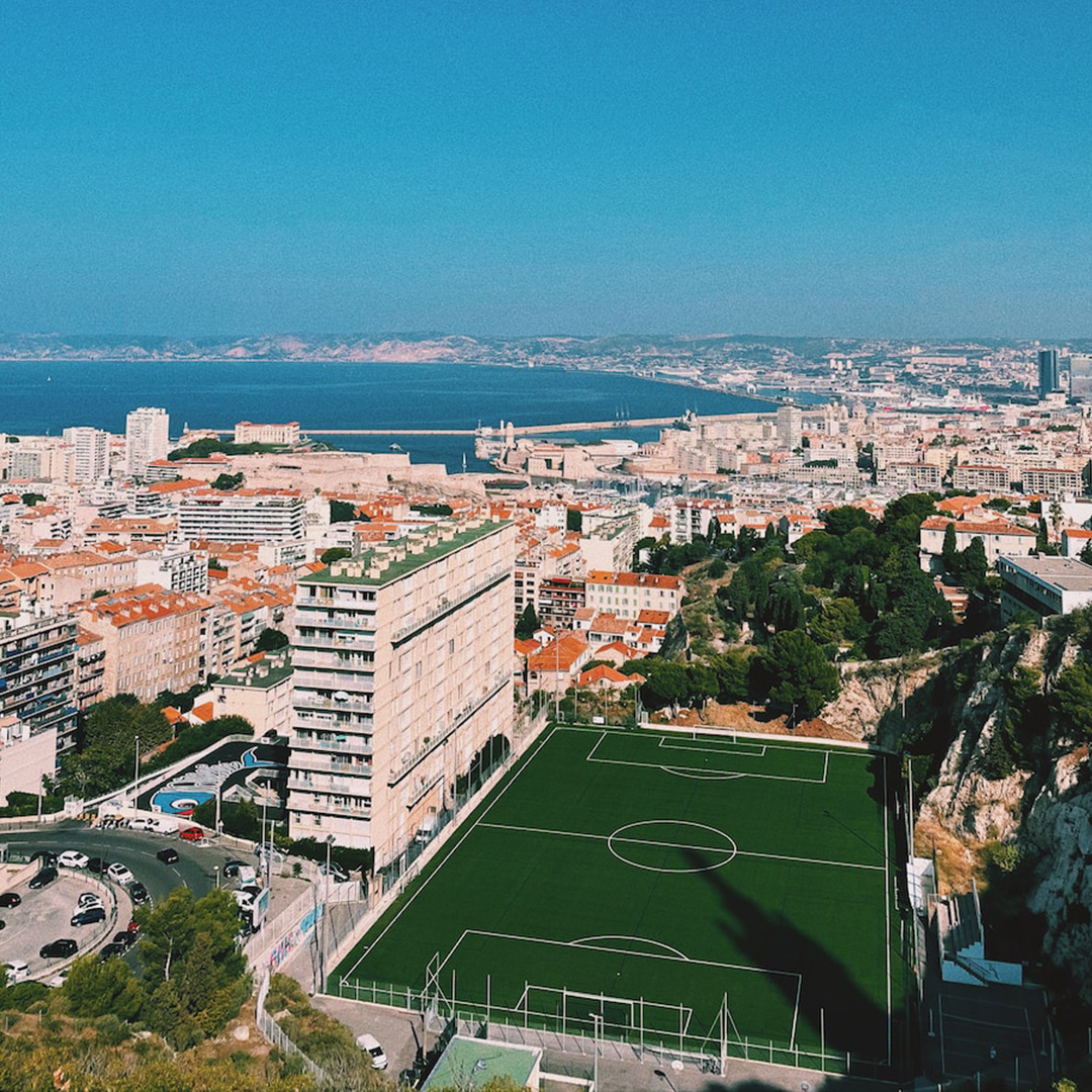 gazon artificiel marseille