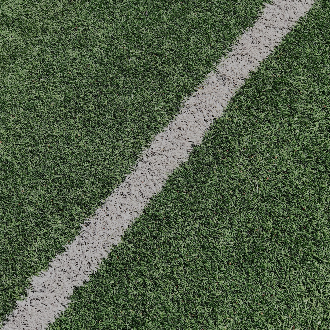 Installation de Gazon Artificiel pour Terrains de Football